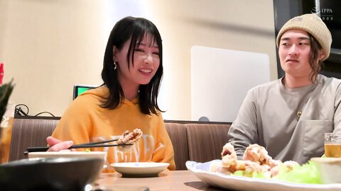 SUKE-169 [The Kansai dialect is moe Z generation erotic rabbit] Nymphomanian beautiful girl who cannot...