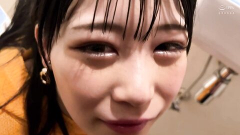 SUKE-169 [The Kansai dialect is moe Z generation erotic rabbit] Nymphomanian beautiful girl who cannot...