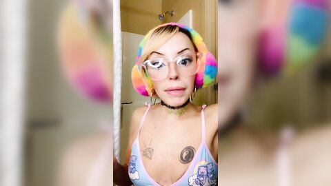 Zoe Riot 10 02 2023 2769403818 I Learned A New Trick П÷▓∙ Iб─≥Ve Been Wanting To Learn How To Swallow With My Mouth Open