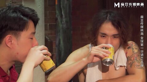 MD-0293农村三兄弟的淫乱生活