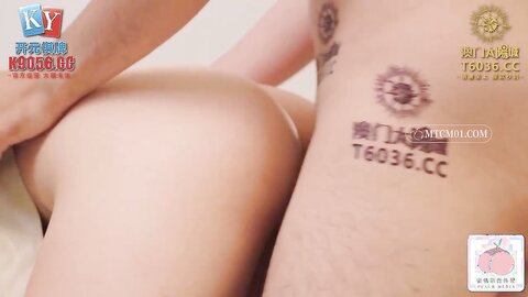 PMC469把刚认识的小姐姐被抽插出白浆