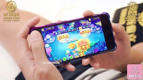 PME129操翻不知羞耻黄播女室友