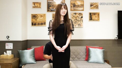 FC2PPV-3784167 Exclusive50%OFF![無修正][初撮り]嫌な顔をしながら巨根を噛む寸止め。モデル級にくびれが細いスレンダー美ボディ。華奢な腰を密着し膣奥深く高速ピストン。
