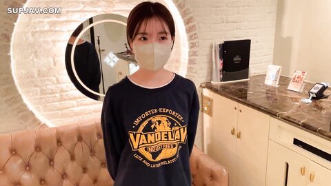 3746279 [Extra] 22-year-old college student who looks good in short shorts. She is made to scream in agony by a persistent electric massage, and her tiny pussy is made to learn the shape of a cock.