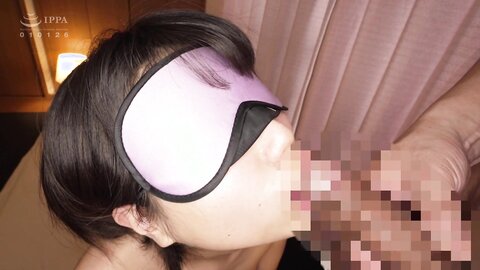 KTRA-562 A Boyish Refreshing Beautiful Girl Who Works On Site! In Fact, It Was A Nasty Bitch Who Has An Eye...