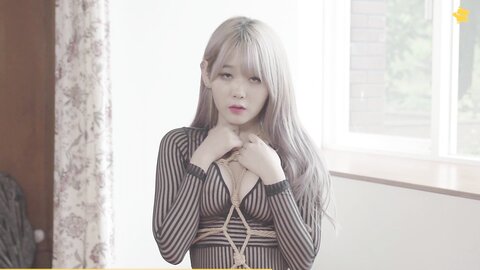 Zia (지아) - At Home