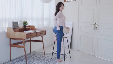 113 고화질 모델 서윤 몸매가 드러나는 청바지 여친룩 룩북 언더웨어 룩북 직캠. 후방주의 룩북 underwear Lookbook