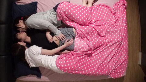 SENN-020 [Uncensored] My sister's female friend is mischievous in Echi