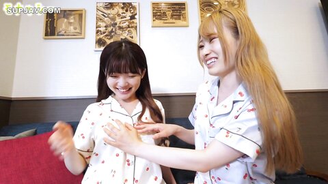 3842386 Exclusif50%OFF ![Pajamas★Monashi]Pajamas de Ojama ♥ Haruka avec son sourire mignon et ses yeux juvéniles ♥ Yukari avec sa personnalité brillante et son grand style ♥ Je n`ai jamais eu un trio aussi ér...
