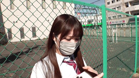 MUKD-487 Thoroughly Understand The Feces Cheeky Female Brat Who Looks Down On The Old Man. A Girl In Uniform...