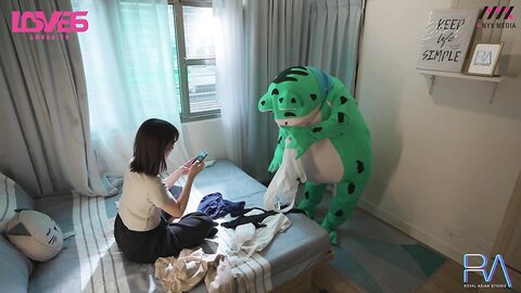 RAS-0338誤闖黑絲姐姐閨房絕倫美尻驚喜福利