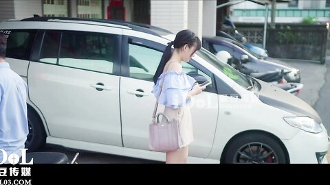 ID5357情欲男女乔安的献身36计