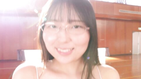 TSDS-42699 Natsuka Shio 夏佳しお – 同級生は隠れ巨乳の地味子ちゃん