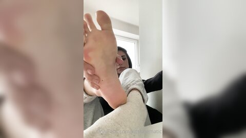 229124981 Taking My Stinky Socks Off 01 B5E86379 191B 46C4 816A Fd8A9A676874