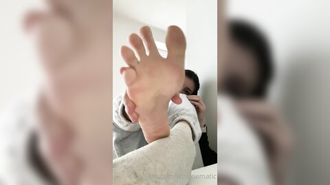 229124981 Taking My Stinky Socks Off 01 B5E86379 191B 46C4 816A Fd8A9A676874