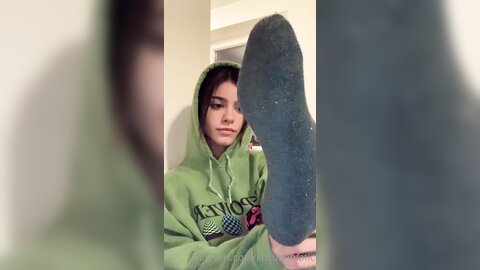 240679462 Double Socks Because Its Freezing And Because My Favorite Sh  01 Cedfe068 D28F 4953 B501 076Bb0F3Ef25