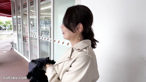 FC2PPV-3871017 Exclusive50%OFF!※初回数量限定※[人妻・個撮]オナ中***と不倫ハメ撮りSEX旅行「美沙紀」29歳