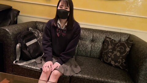 534IND-137 [Personal shooting] Gonzo ***age with a beautiful small woman who is indifferent even if she is...