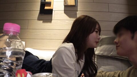 535LOG-029 With her strongest expression, she is the strongest girlfriend, and after the love love Harajuku...
