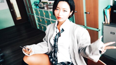 [Loozy] Booty Queen - Gal in a Shool Warehouse (5)