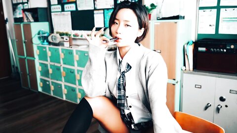 [Loozy] Booty Queen - Gal in a Shool Warehouse (5)