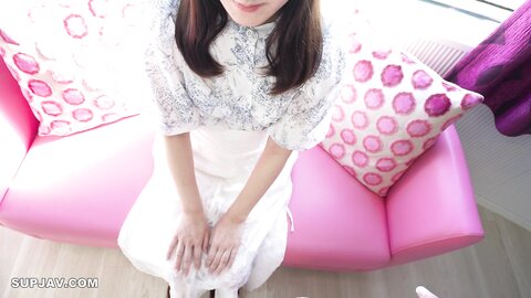 3879827 1500pts until 10\14 [virgin, countryside fatty] A young lady from a rural area who attends a university and is sexually inexperienced!
