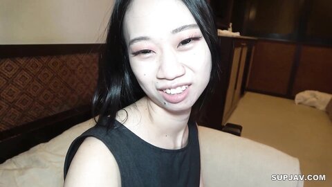 FC2PPV-3882226 [無]元陸上部ハードラーの腹筋バキバキの彼女と再会！おじさんとの仲が深まり愛情あふれたイチャラブプレイごっくん+お風呂からみ+ベッドでまったりSEX！※特典高画質版