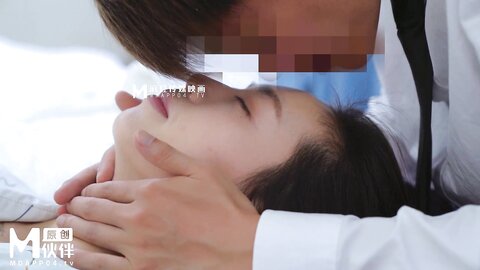 CZ-0007丰满的禁果