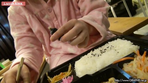 [Graphis] 2012-06-01 First Gravure - Miku Tamaru ╠я═шд▀дп (70P+4Vid)