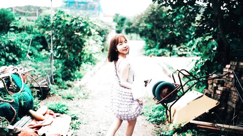 [Loozy] Yeri - The First Trip (4)
