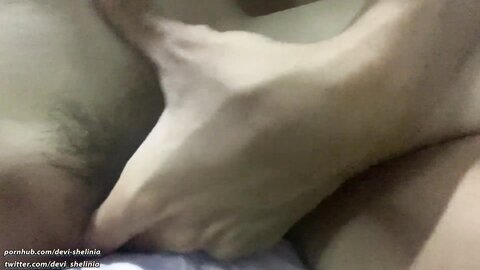 My Stepsister Let Me Cumshot On Her Stomach