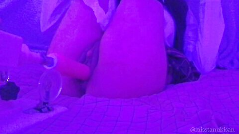 Amateur *** Having Fun With Sex Machine Close Up Creamy Pussy Mu