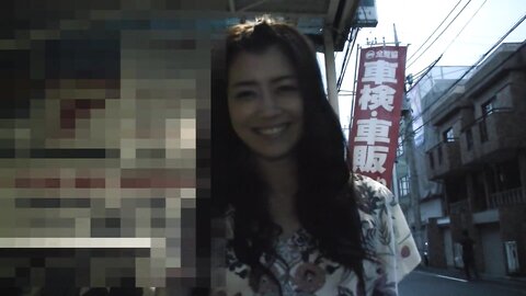 Japanese Hot Girl Sucks A Cock While Getting Fucked By Another