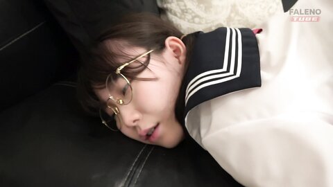 406FTHT-146 [Help of a bird Hi -hi -ring with a faint whisper voice!] The young lady of the violin club Oma...