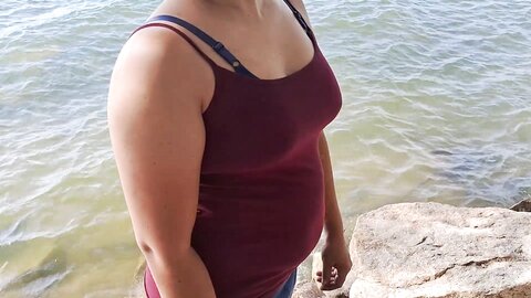 කමේ යන එකිට එකෙක් සෙට් වෙලා වැව ලගදි ගලේ තියන් කිම්බ පැලුවා Asian