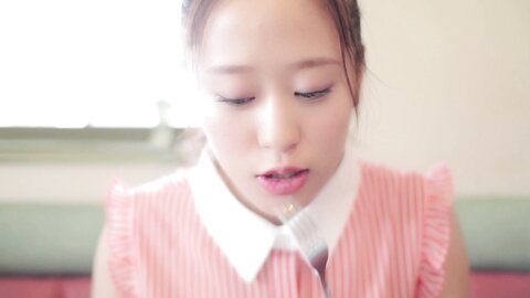 EPXE-5127 Sakura Oda 小田さくら – Sakura in Guam Blu-ray