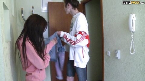 Juliya  Juliyб─≥S First Date Sex With A Waiter 05 09 2013 Meetsuckandfuck Com