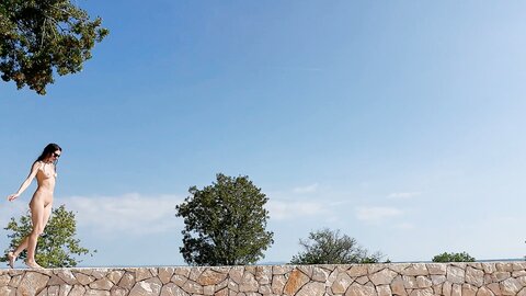 Onlyfans Com  Lina Arian Joy  When Its Too Boring To Sunbathe Lying Down