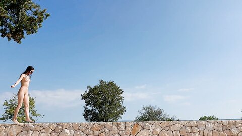 Onlyfans Com  Lina Arian Joy  When Its Too Boring To Sunbathe Lying Down