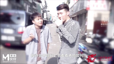 QXP-001亲身采访淫荡肉便器