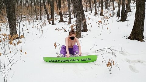 Onlyfans Com Julia Smith  Snowboard Girl Undress In The Woods And Try Nude Ride