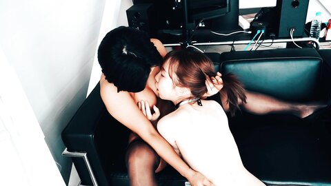 [Loozy] Botty Queen & Yeri - Office Master (2)