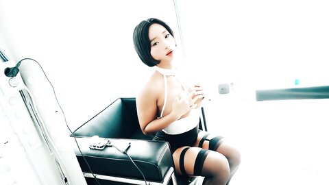 [Loozy] Botty Queen & Yeri - Office Master (3)