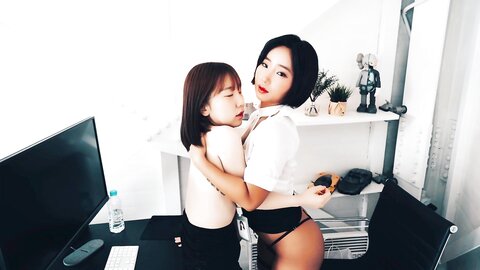 [Loozy] Botty Queen & Yeri - Office Master (5)