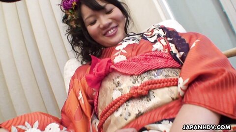 Chihiro Nitta  Kimono Lady Chihiro Nitta Scene1