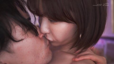 SUWK-001 [Uncensored] I Met A Part-time Housewife, Ms. T, Who Has All Three Features Of beauty, hidden Erotic Body...