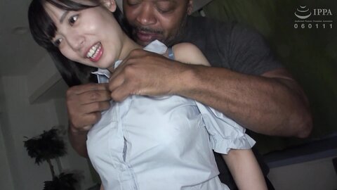 MSMT-002 Want To Mate With A Black Man! A Cute Cafe Clerk With A Big Smile And A Cheerful Girl Gets A Big...