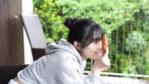 Nishida Shiori BEYOOOOONDS CHICATETSU – Hatachi no Shiori Photobook Making DVD Upscale