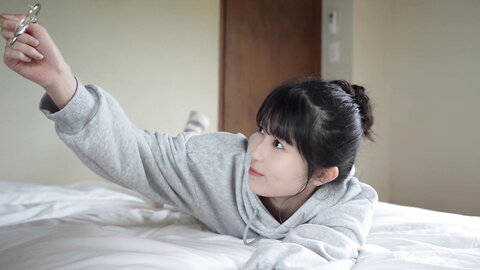 Nishida Shiori BEYOOOOONDS CHICATETSU – Hatachi no Shiori Photobook Making DVD Upscale