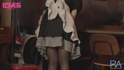 Maid Cafe Innocent Clerk Works Lascivious Appearance
